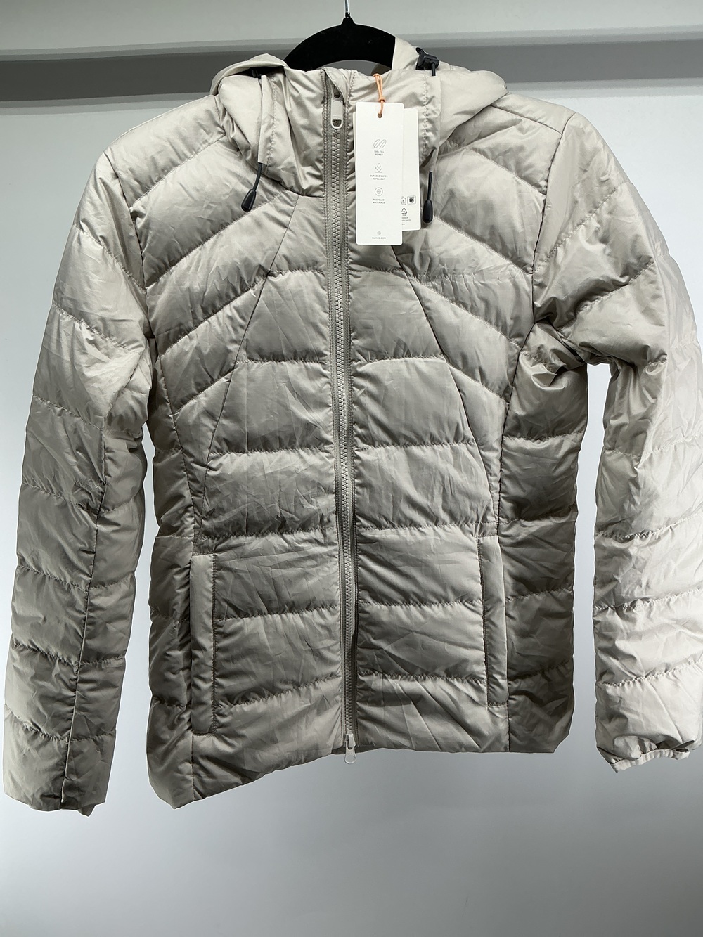 Lightweight Down Packable Puffer Hooded Jacket